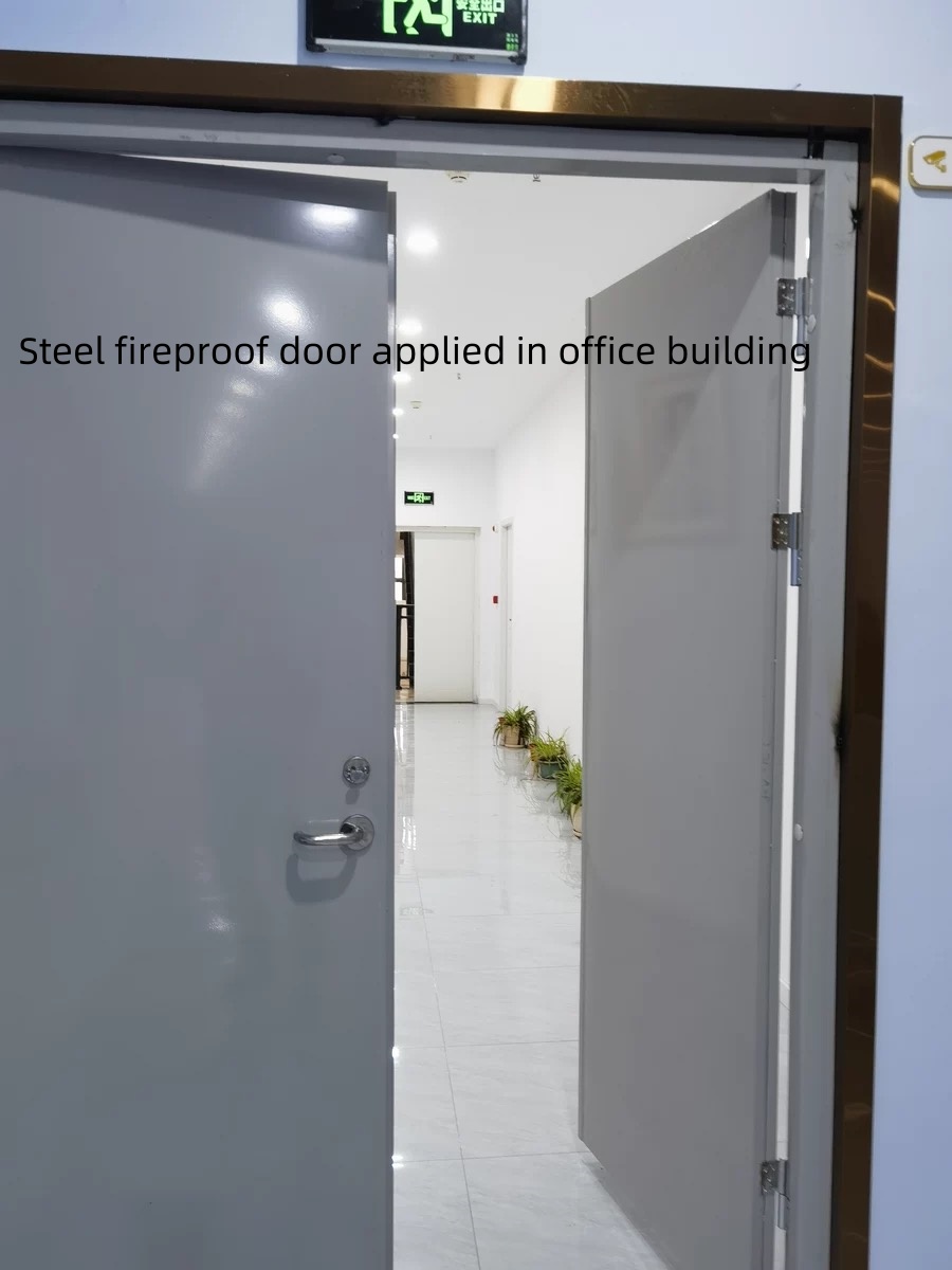 Puerta con calificación de fuego de acero